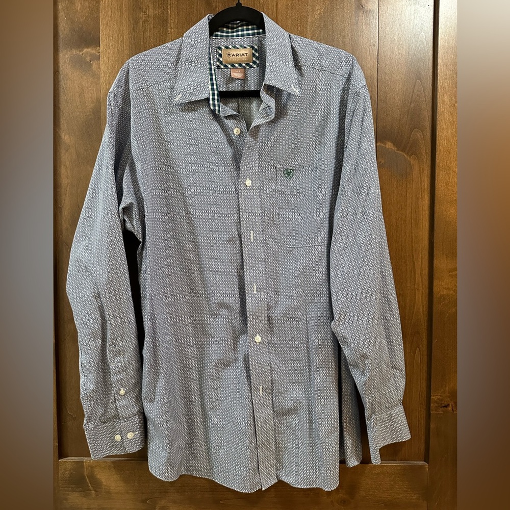 ARIAT men’s shirt